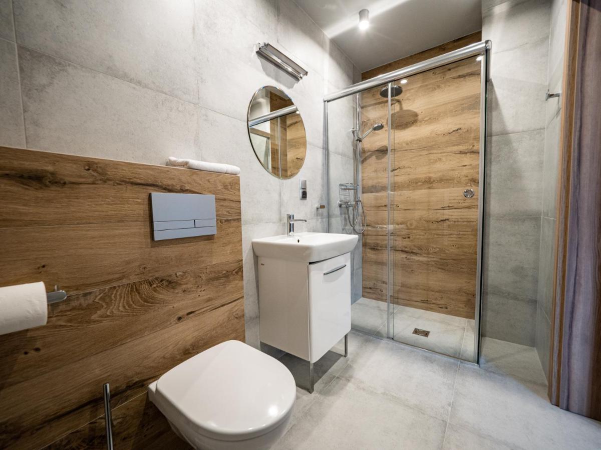 Villa & Gospoda Krakowska Kobiernice Екстер'єр фото