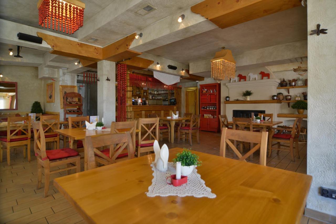 Villa & Gospoda Krakowska Kobiernice Екстер'єр фото